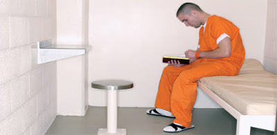 Prisoners Reading